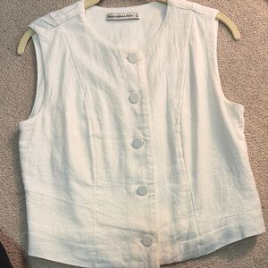 Abercrombie & Fitch Cream Button Down Sleeveless Shirt